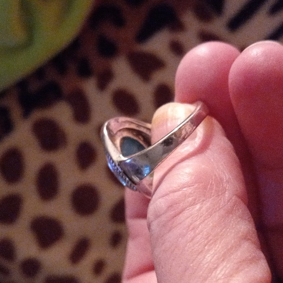 Faux turquoise  silver tone ring. Sz 9 - Picture 2 of 2
